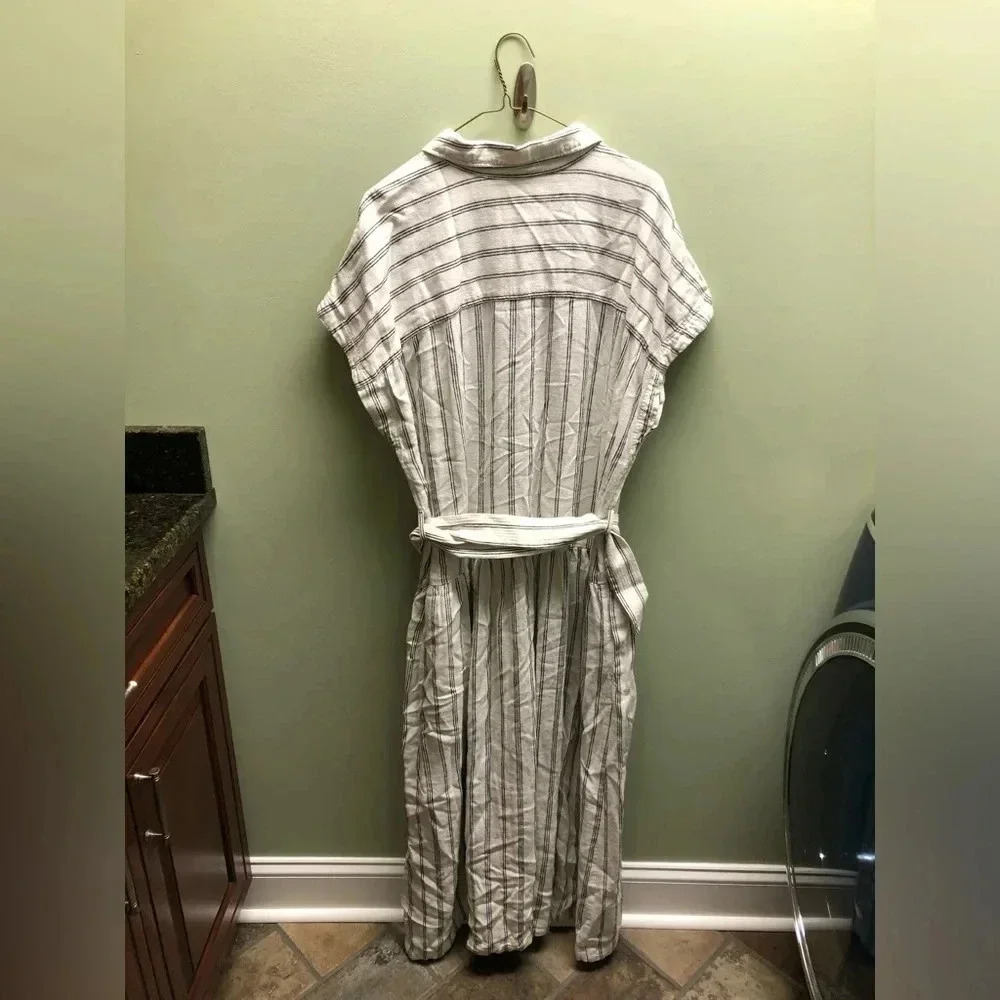 Universal Thread White Striped Dress - Picture 2 of 6